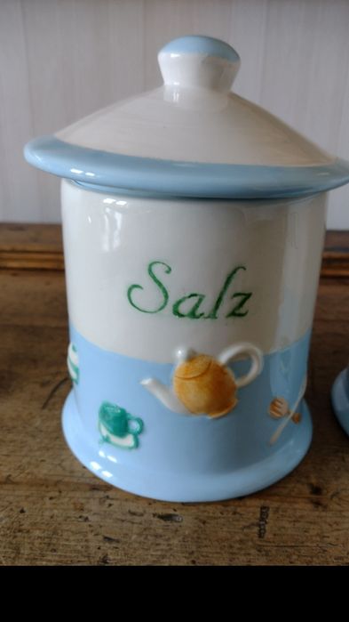 2 буркана за подправки брашно и сол. Вместимост 850 мл