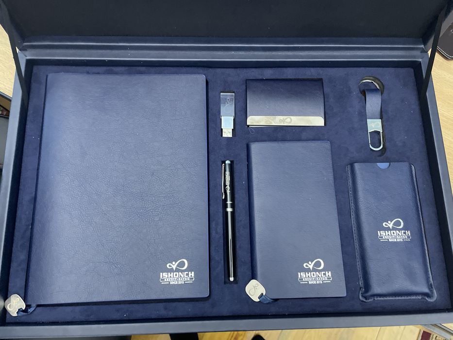 Подарочный набор от компании Ishonch