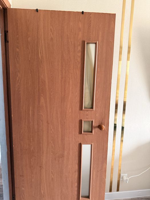 Межкомнатный дверь