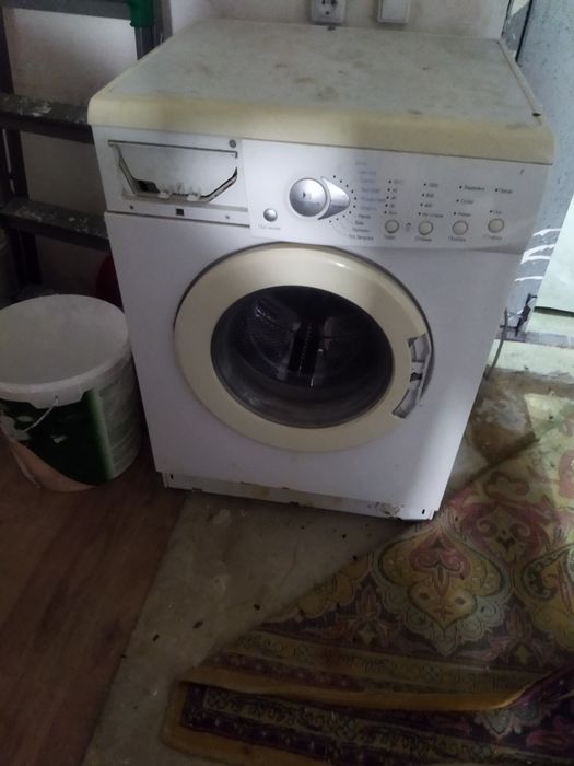 Продам стиральную машинку