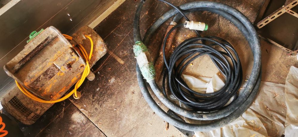 Vibrator beton ciment