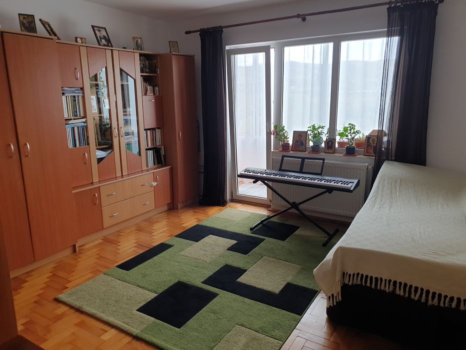 Vând apartament cu o cameră