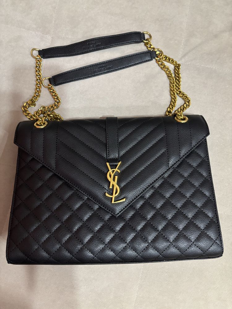 Продам сумочку YSL
