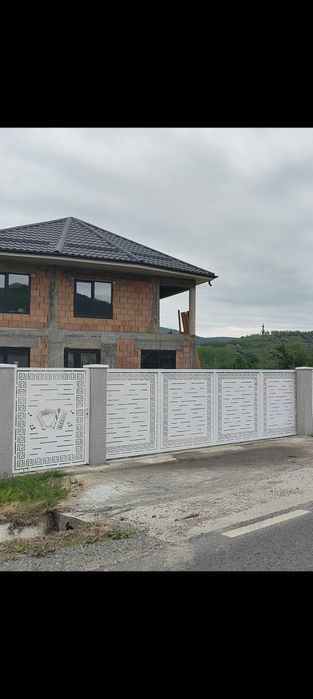Porți,garduri,balustrade din tablă decupată pe cnc