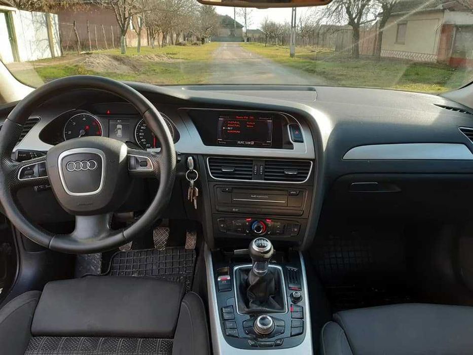 Audi A4 B8 2012 143cai 2.0 diesel