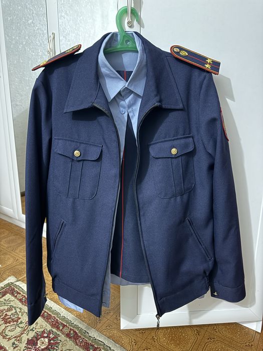 Продам китель рубашку и брюки