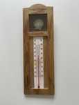 Termomemtru decorativ vintage din lemn cu scoica natutala