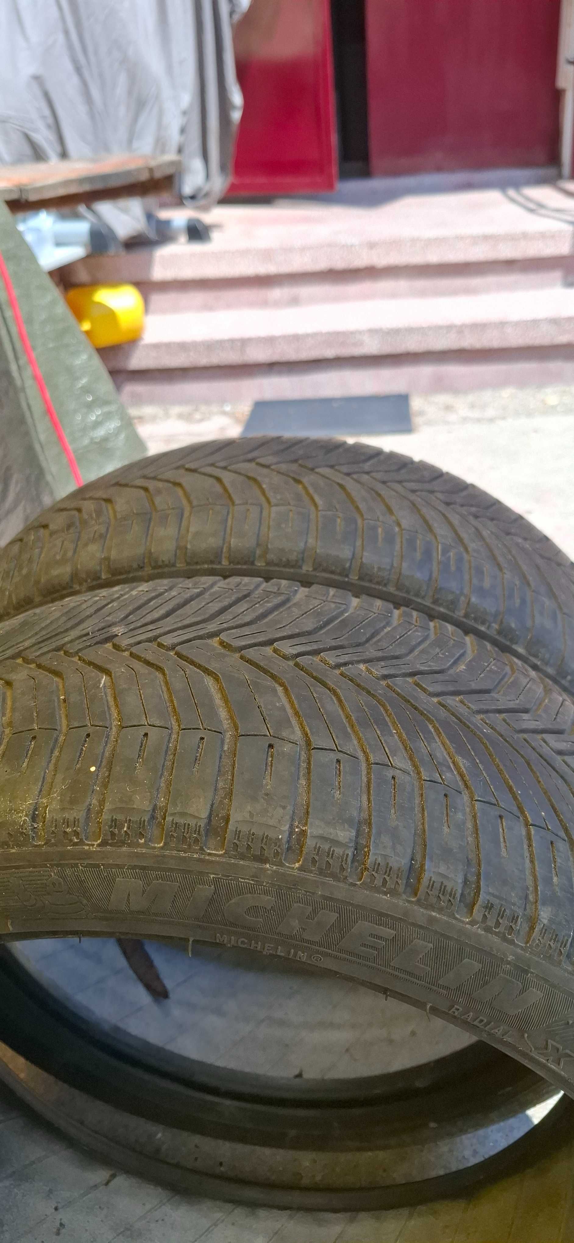 Гуми Michelin 225/40/18 всесезонни