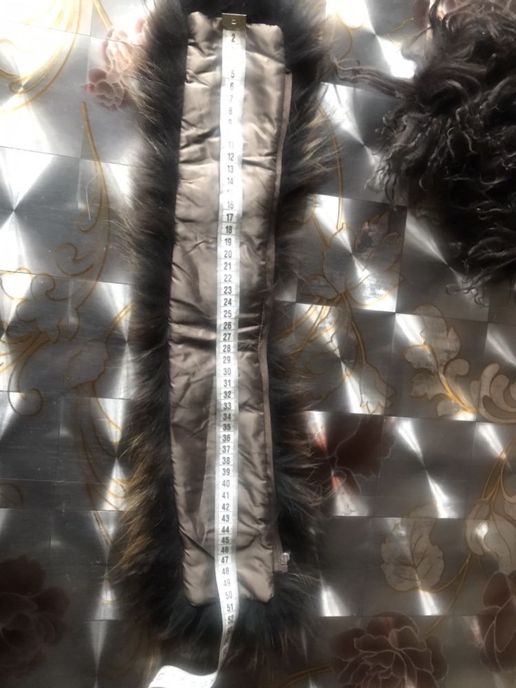 Воротник мех лиса крашеная снят с итальянской куртки 50 см