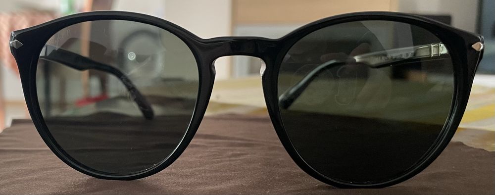 Слънчеви очила Persol PO3152s и Oakley Holbrook Metal