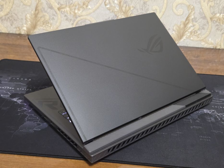 Игровой ноутбук Asus ROG Strix G16 (i7-13650HX, RTX4050)