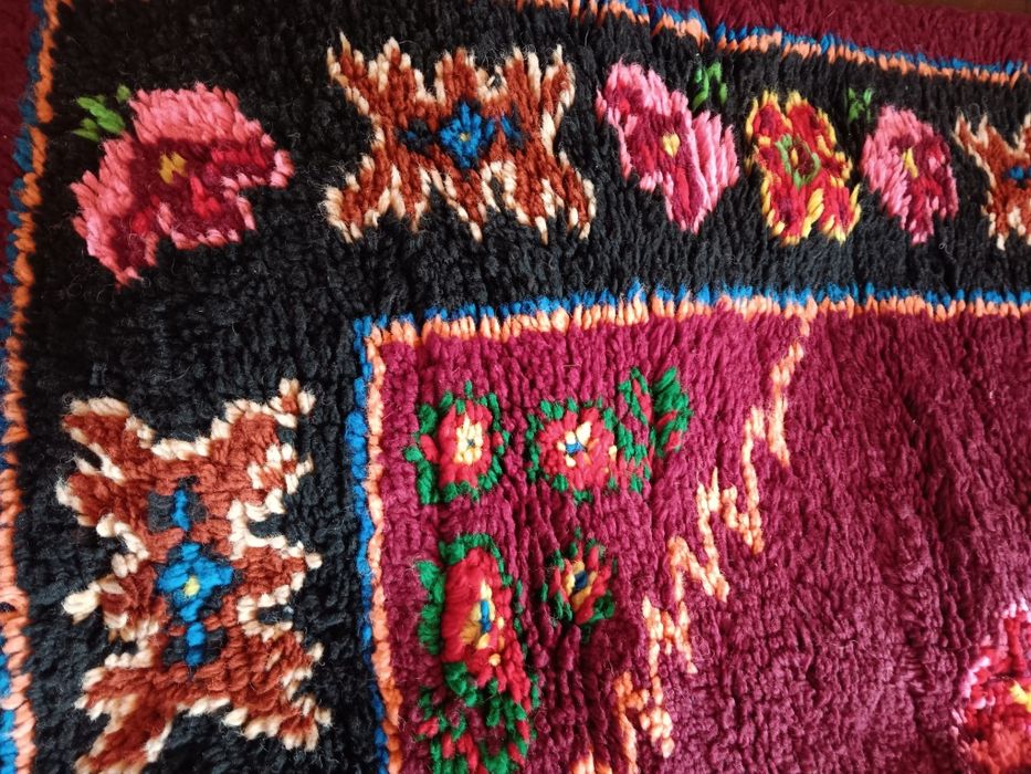 Вълнен китеник Маковете