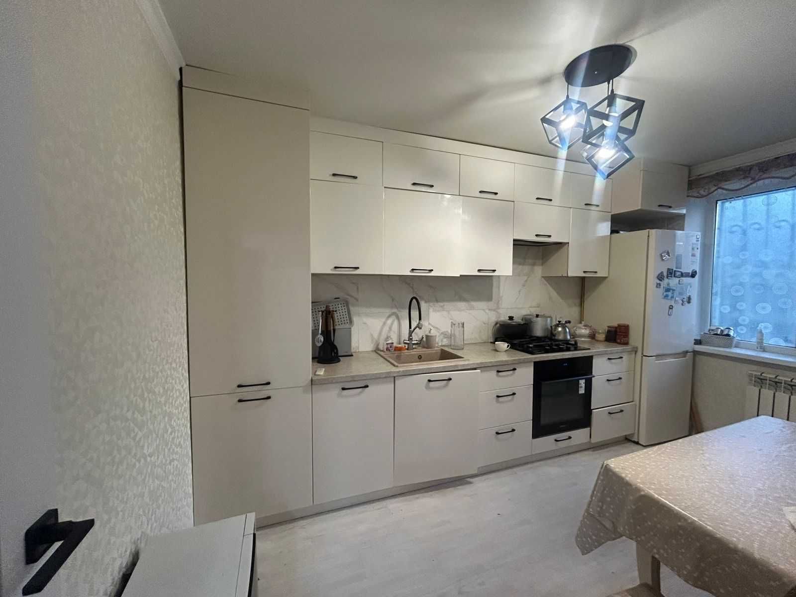 Продам 3х комн квартиру в мкр. Кунаева