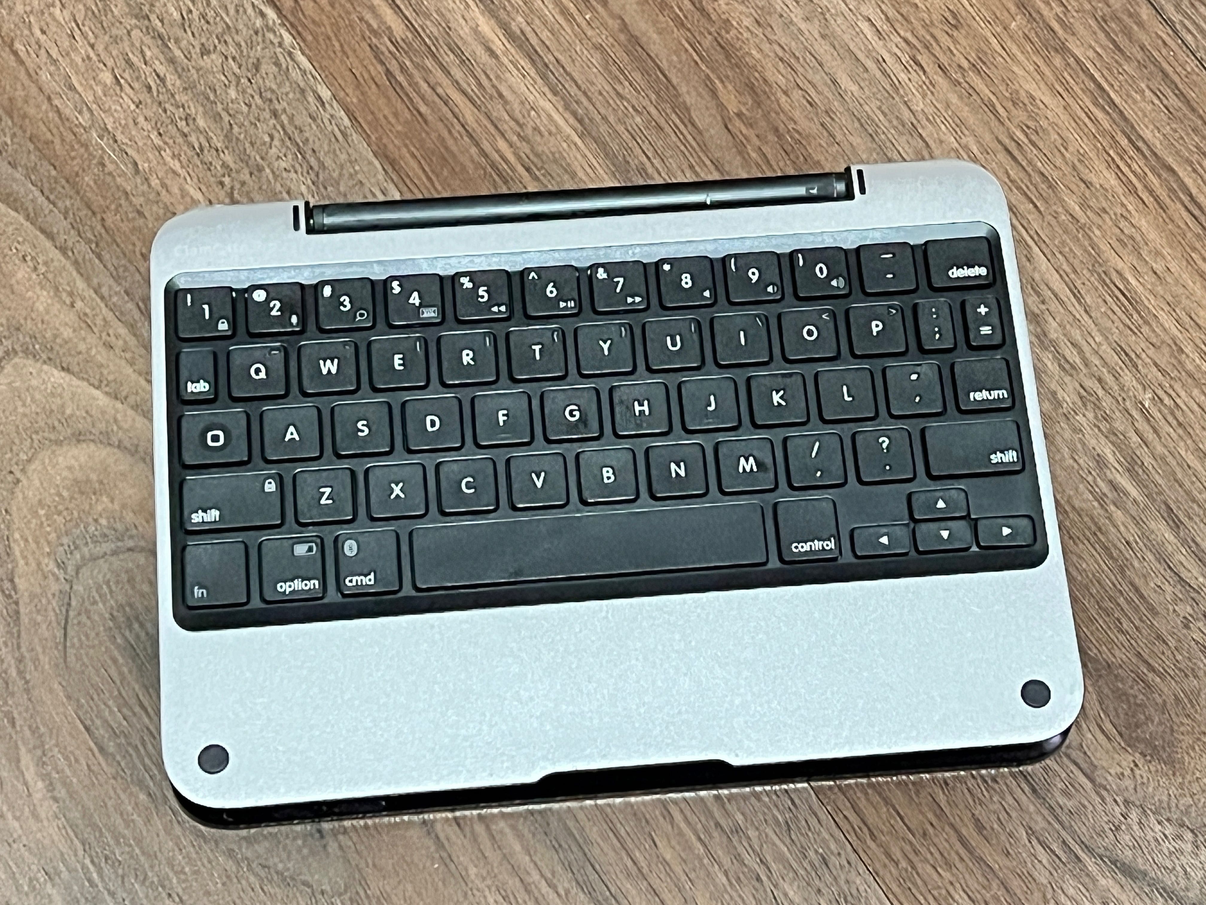 Apple iPad Mini 4 256GB + Чехол кейс клавиатура под "Macbook" из США.