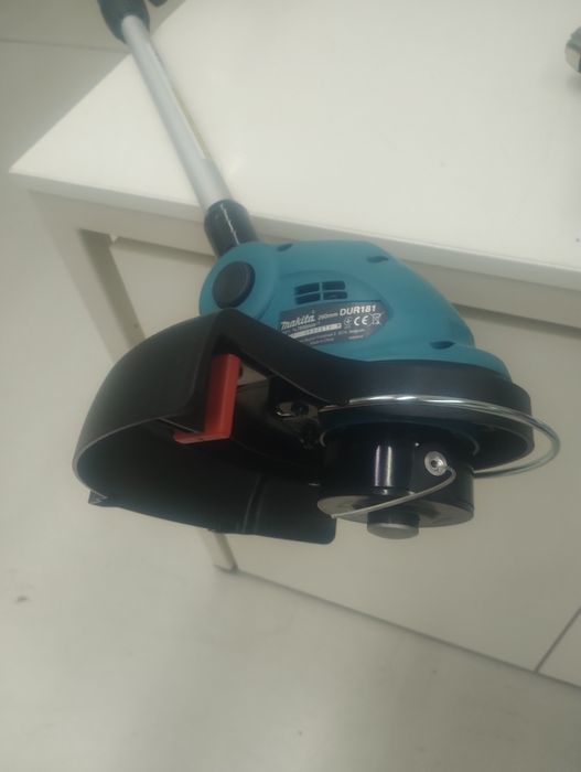 Тример макита makita