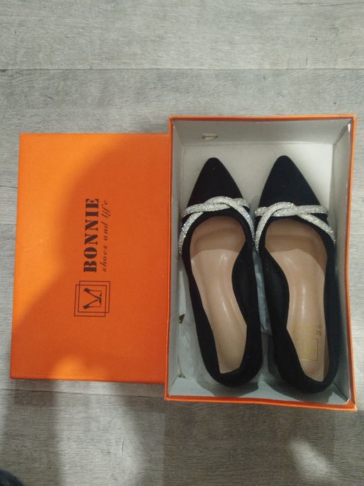 Туфли новый хабарласыңыздар ноп новый тфли киілмеген