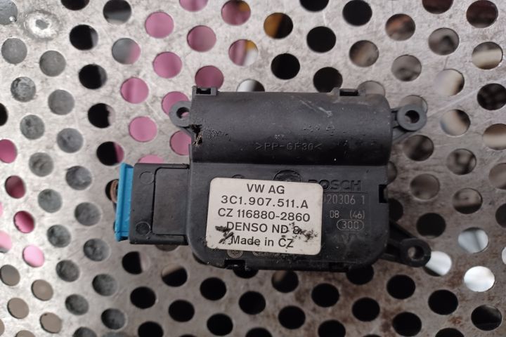 Motoras clapeta aeroterma 3C1907511A Volkswagen VW Passat B6  [din 2005 pana  2010] seria wagon 5-u