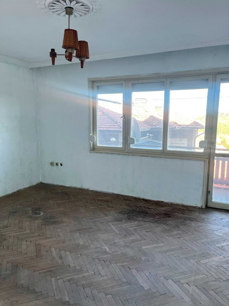 Продава се Многостаен апартамент в Велико Търново, Център - 100 кв.м за 1320 €/кв.м - Снимка #5
