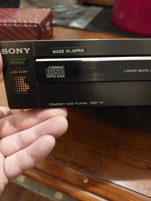 Sony cd player CDP 30