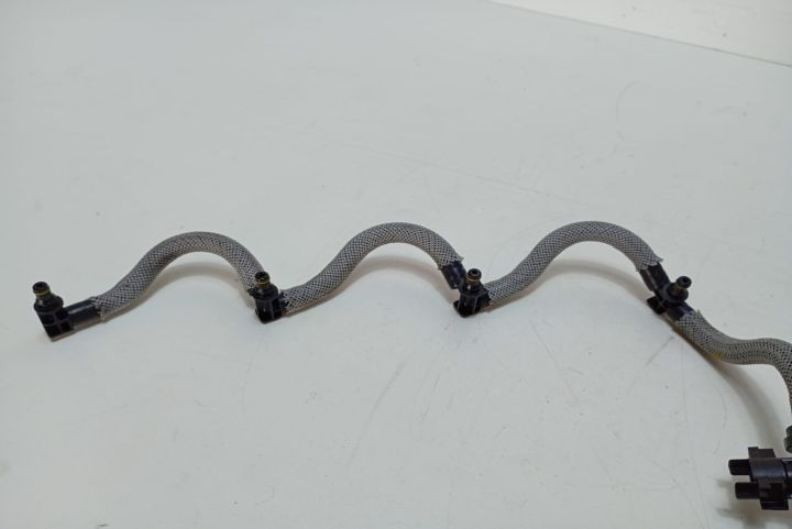 Rampa retur  injectoare 1.6 dci Mercedes-Benz Vito W447 seria