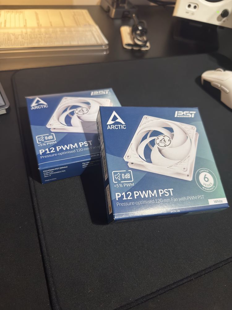 Вентилатори arctic p12 PWM PST