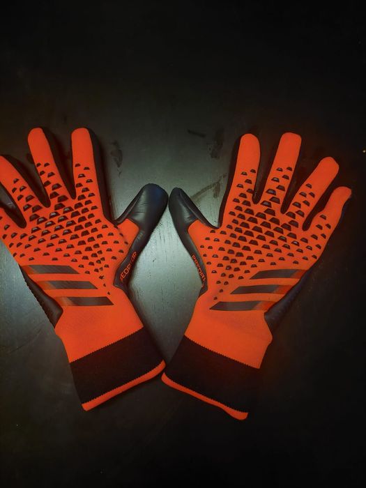 Manusi de portar adidas Predator Pro Hybrid