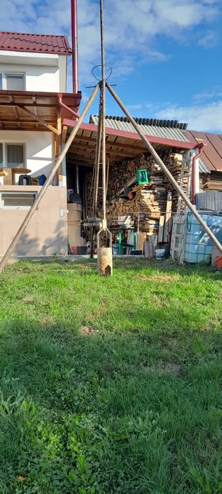 Foraje puțuri, denisipări, piloni de susținere