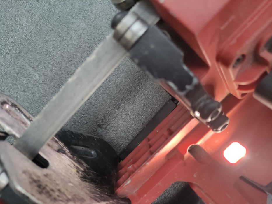 Fierăstrău bandă pamblica Hilti SB 4-A22