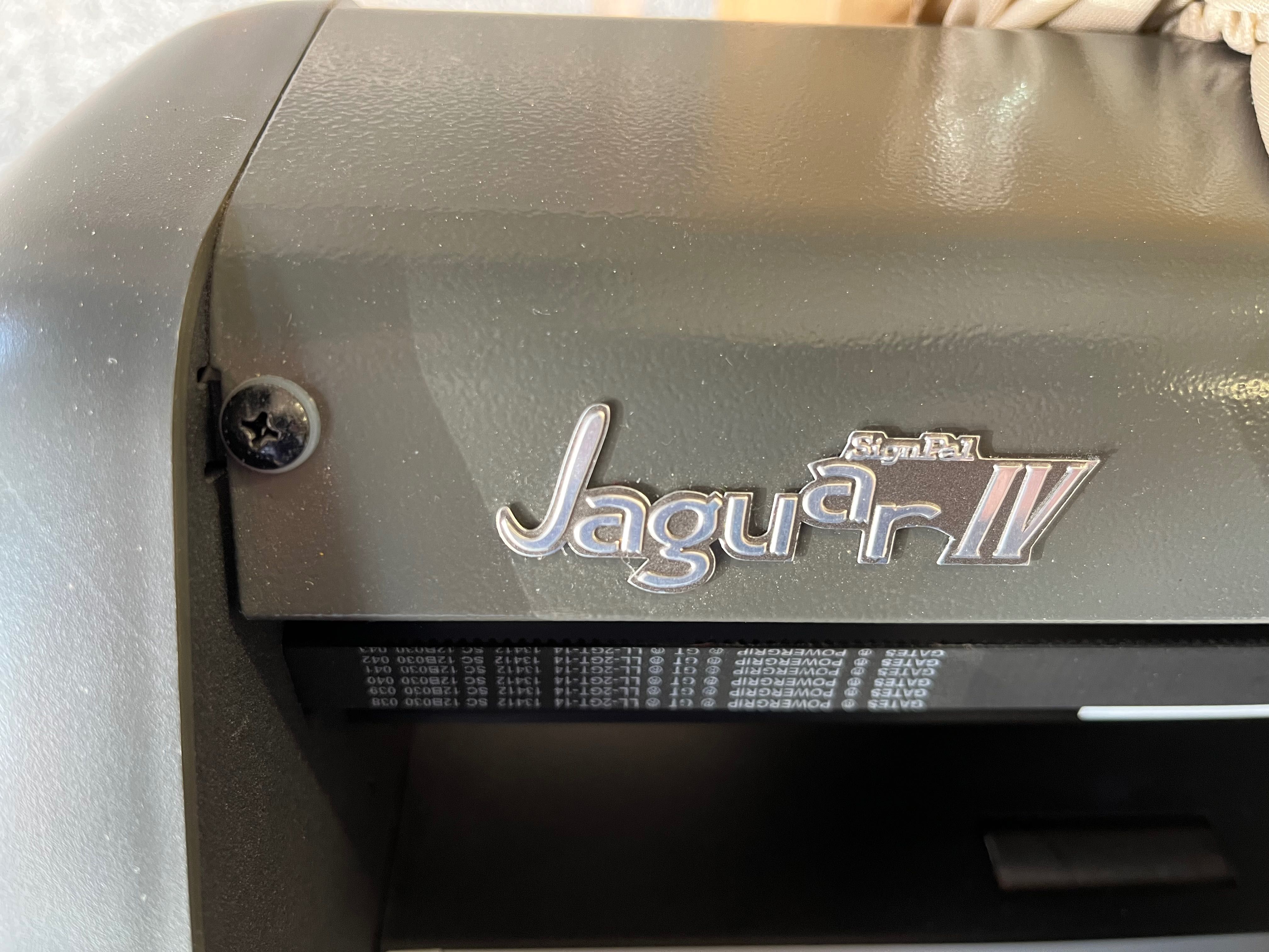 GCC Jaguar IV режещ плотер cutting plotter camera