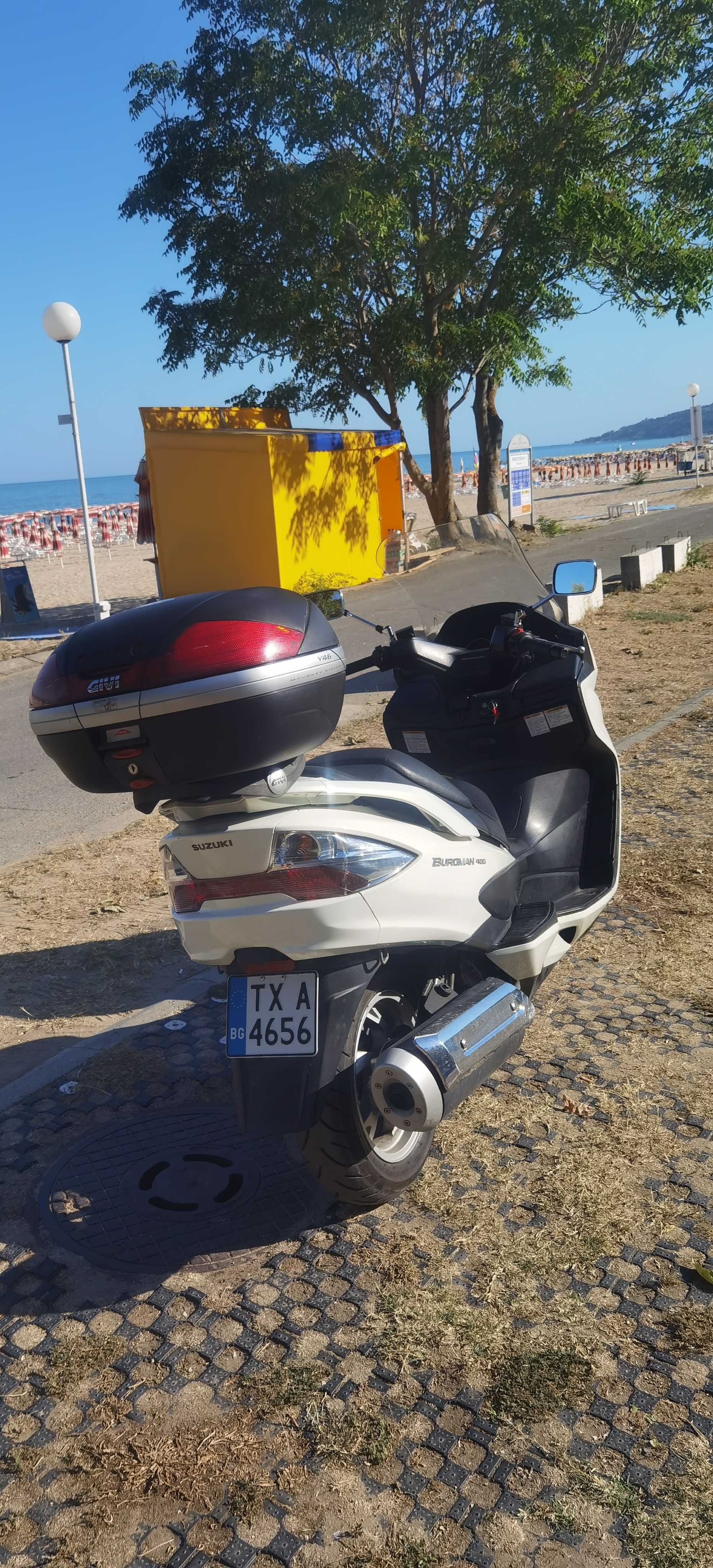 Сузуки Бъргман 400