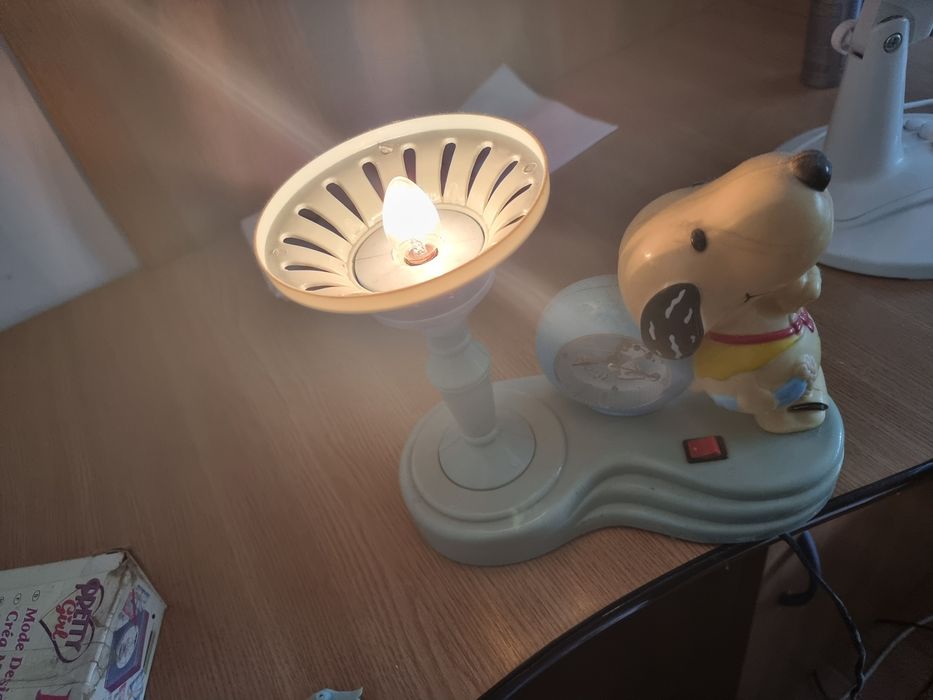 Veioza vintage veche copii la priza cu ceas pe baterii