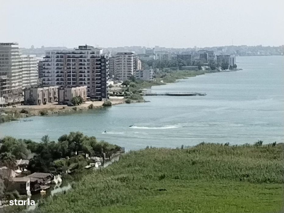 Stefan Building Lake II - Vedere Panoramica