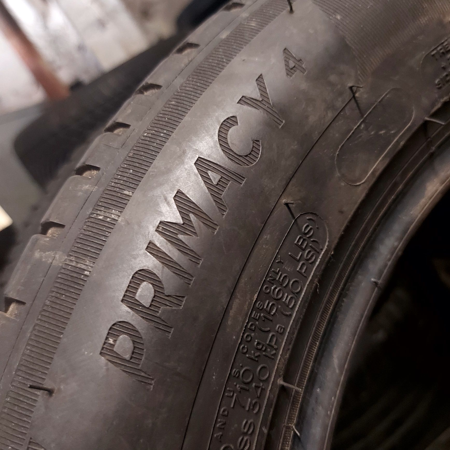 205/60/16"Michelin 2бр.гуми