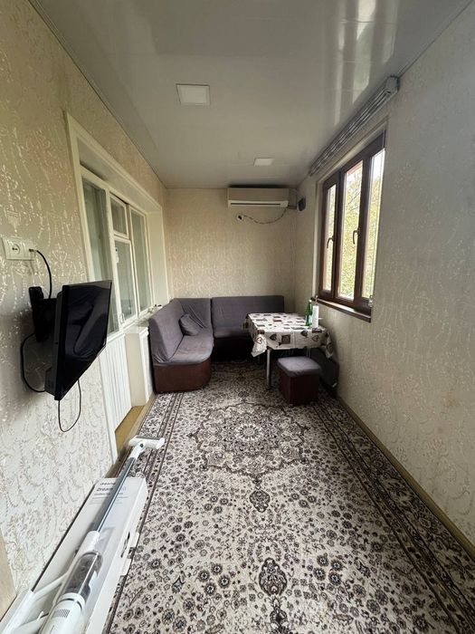 Аренда хорошая 3-х комнатная на массиве БУЗ -2( ЭКО базар)