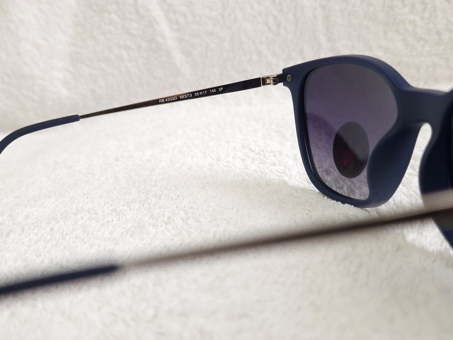 Ochelari de soare unisex Ray-Ban RB4333D- polarized