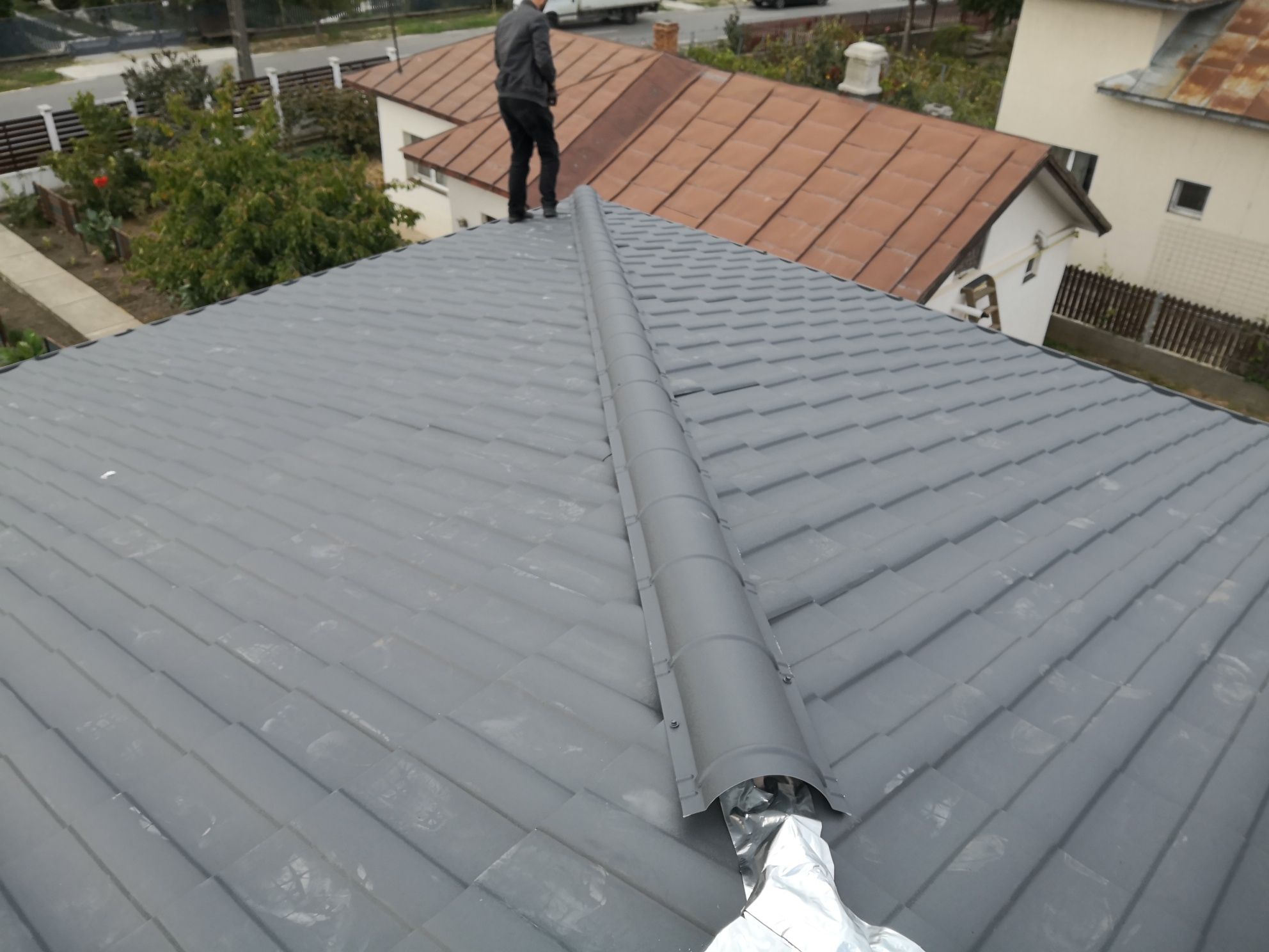 Reparatii acoperisuri finisări interior glet lavabil