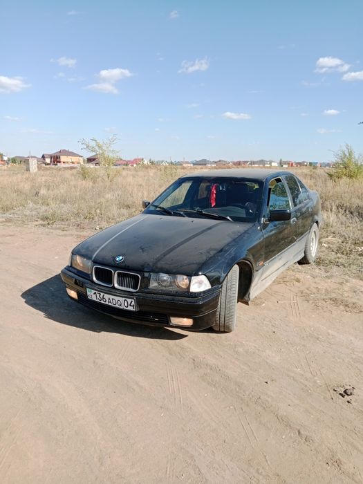 Продам машину.бмв 320 е 36