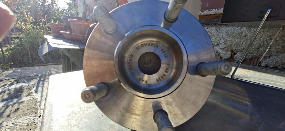 Set rulment roata punte spate Ford Focus 2