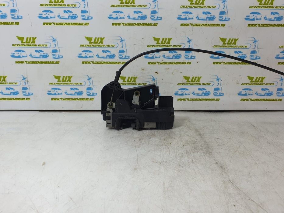 Broasca usa dreapta fata 8200008261 Opel Vivaro A