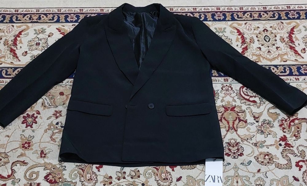Zara пиджагы оригинал.