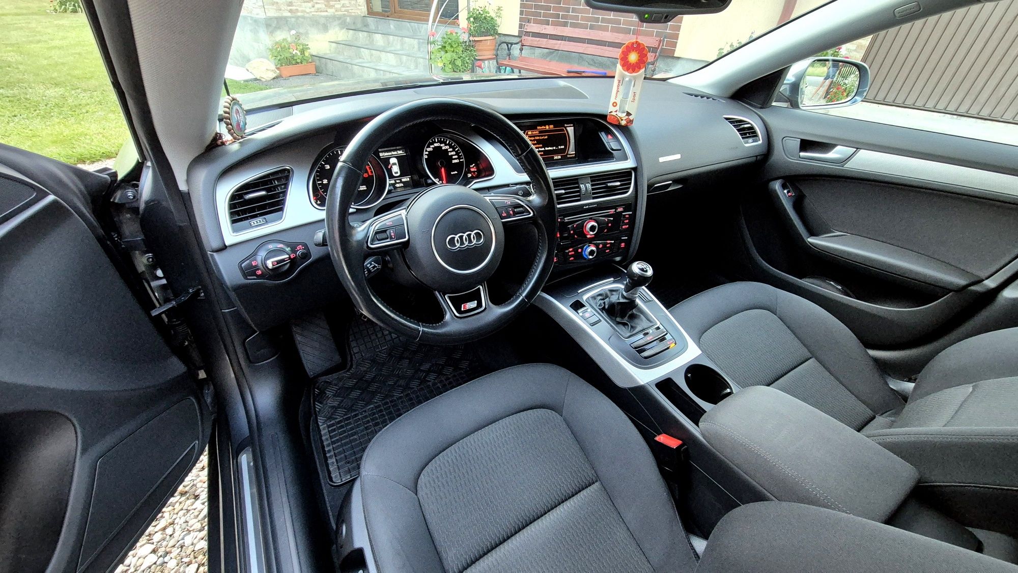 Audi A5  An 2016  2.0 TDI