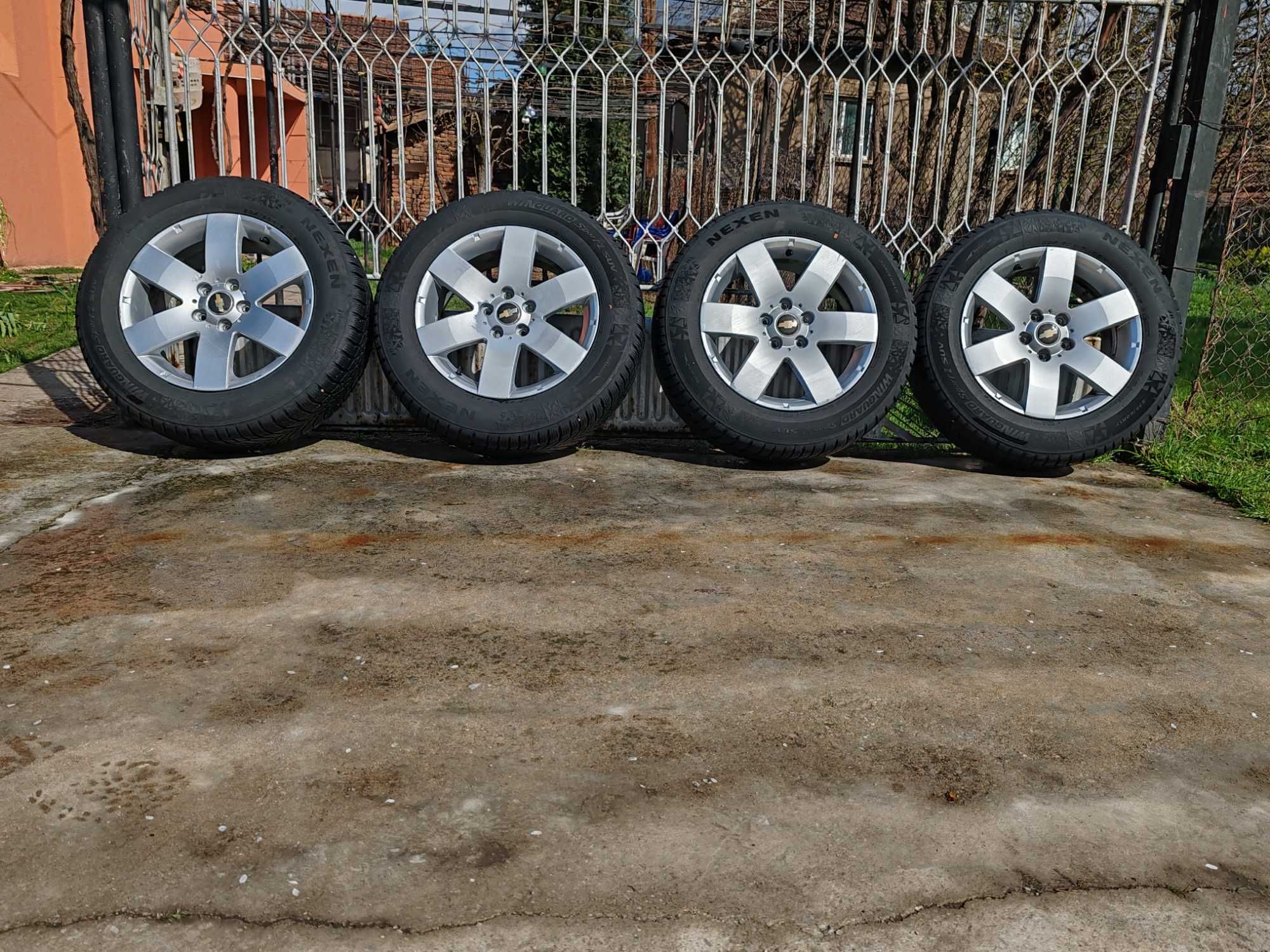 Гуми с джанти Chevrolet Captiva