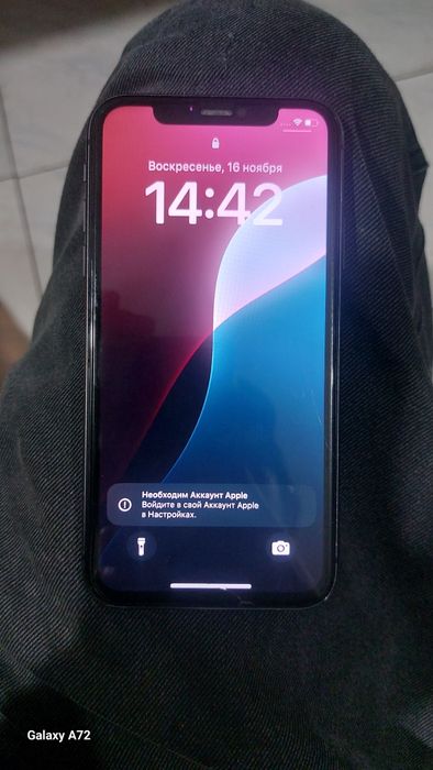 Iphone 11 в хорошем состоянии