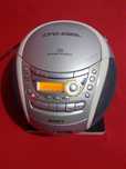 Radio CD-Player Casette-Recorder Stereo HI-FI SONY CFD-E95L