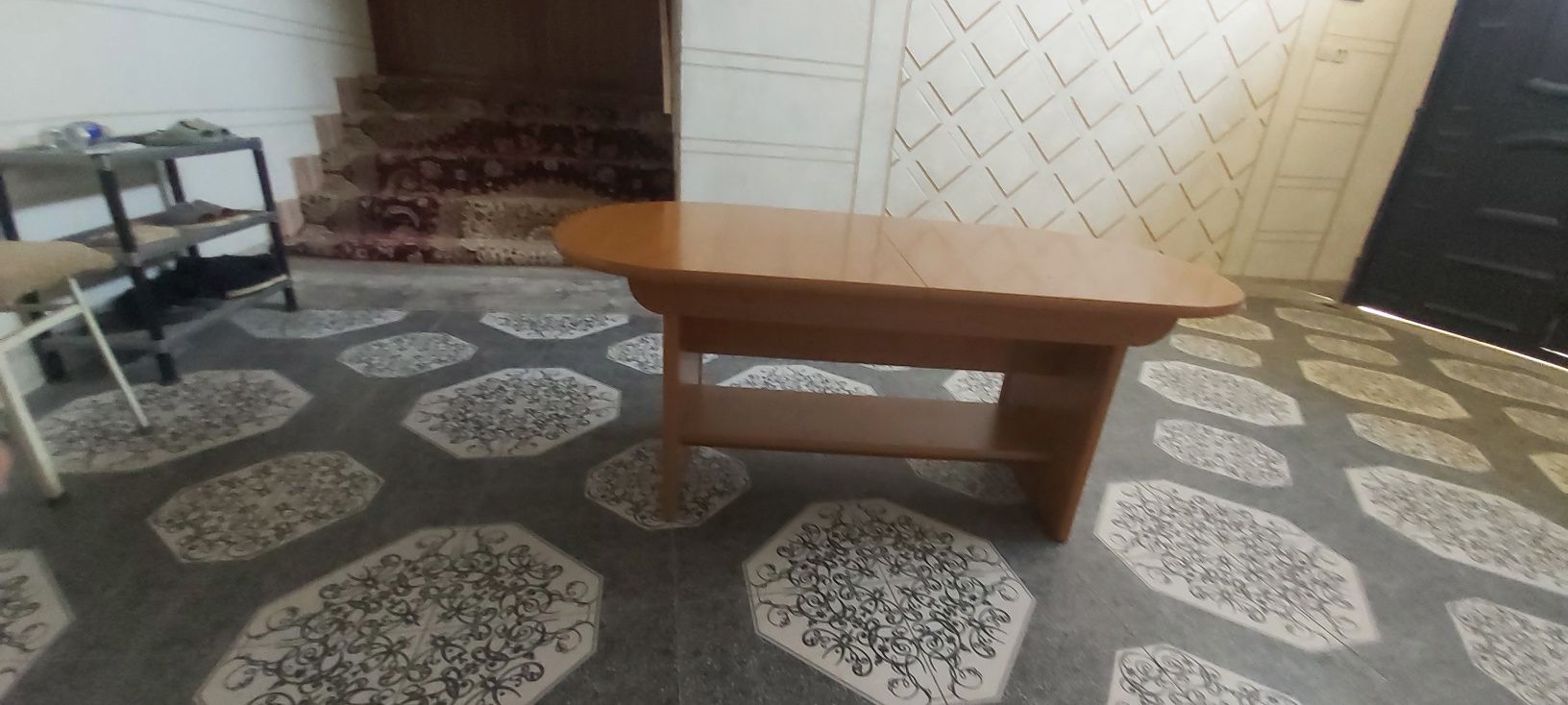Продаётся Стол. Полша
