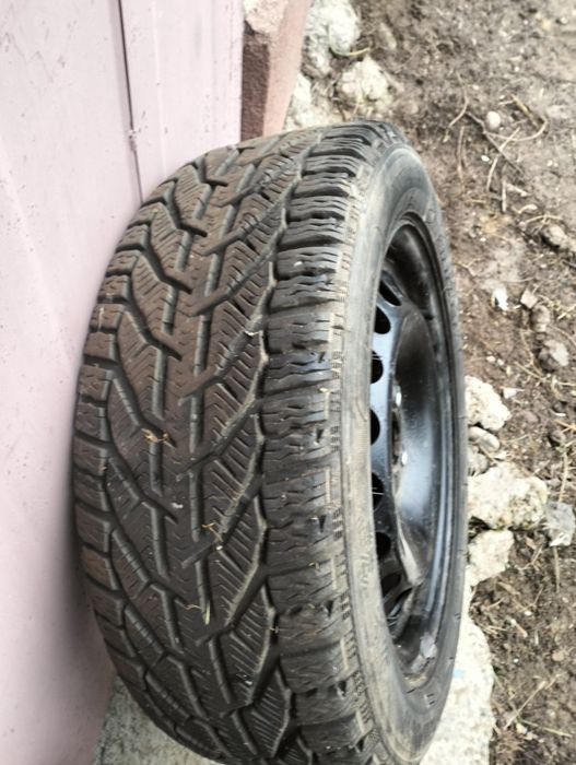 Jante cu prinderea 5x112 cu 4 cauciucuri  195-55-15