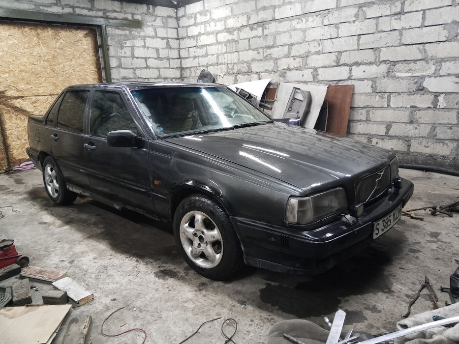 Volvo 850 по запчастям.двигатель 2.л