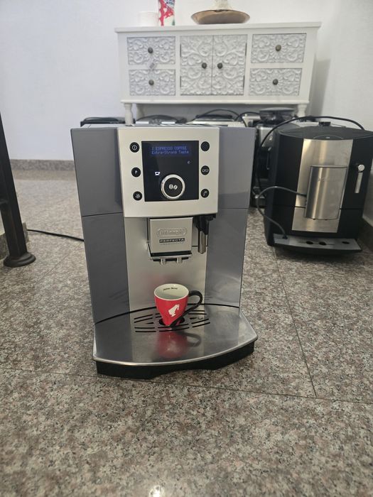 Кафемашина Delonghi Perfecta
