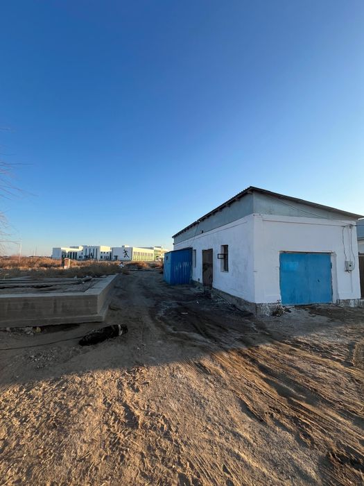 2 комнатная времянка с гаражом и фундаментом