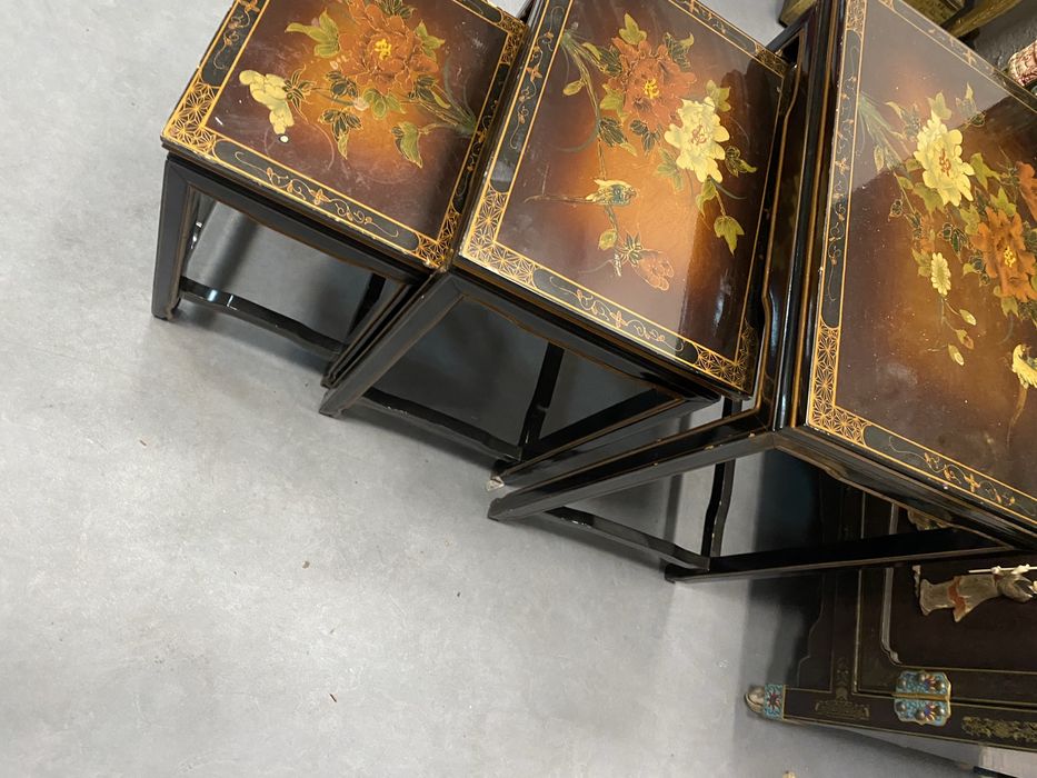 Троен сет японски маси изрисувани ръчно